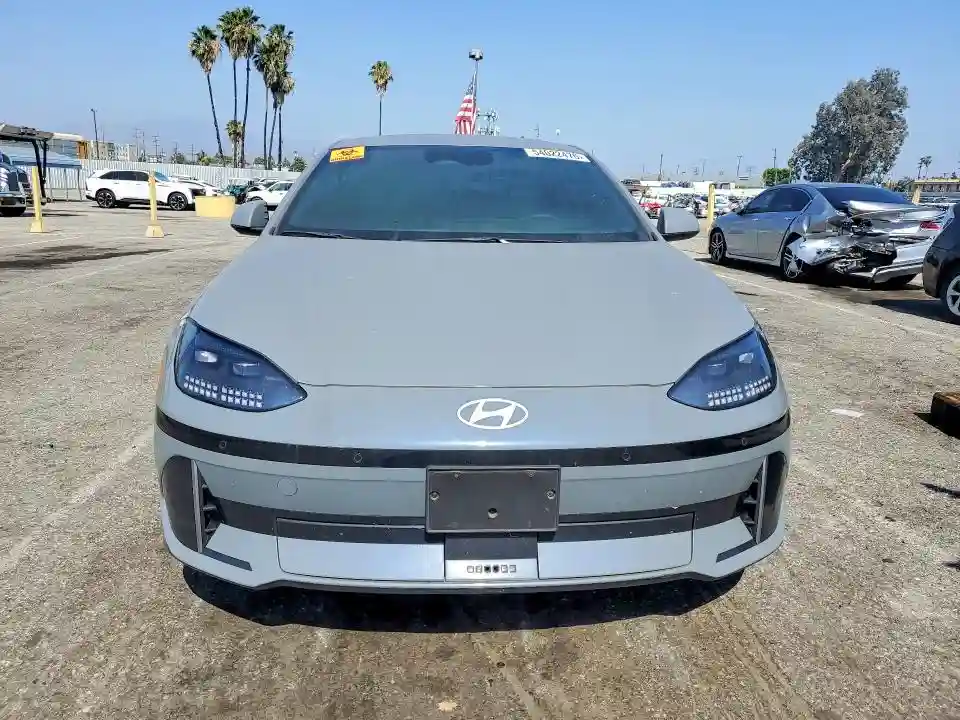 KMHM34AA0PA021048 2023 HYUNDAI IONIQ 6 SE-4