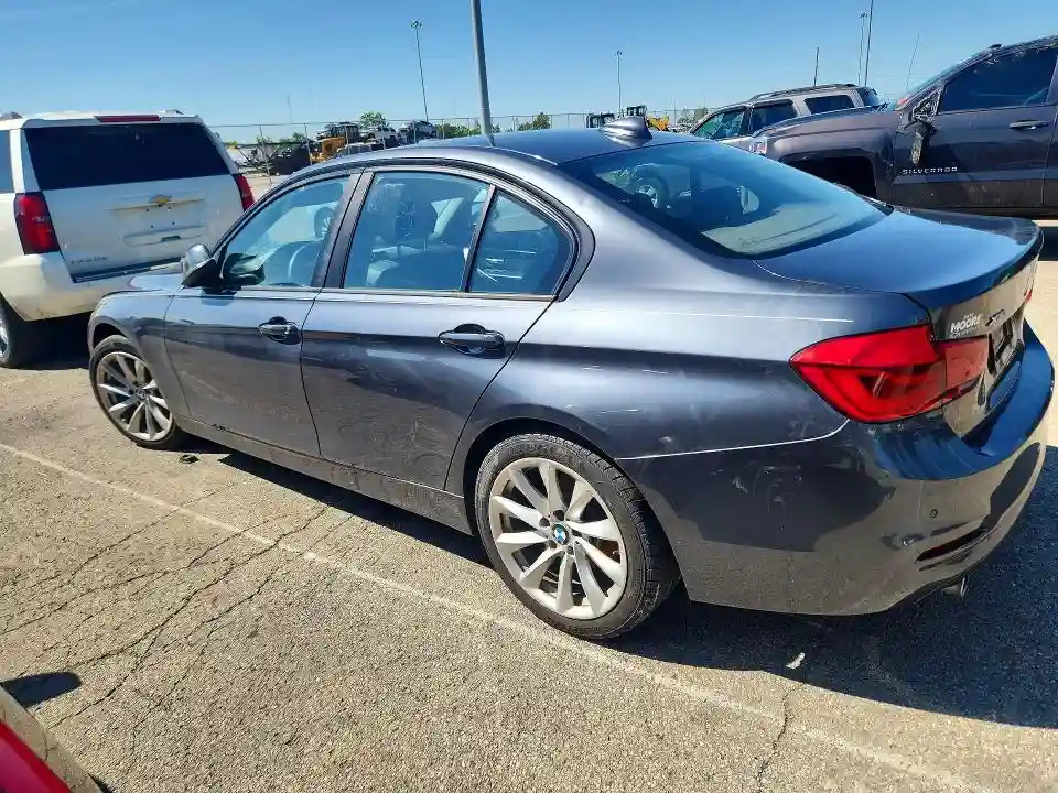 WBA8A3C59JA492268 2018 BMW 3 SERIES-1