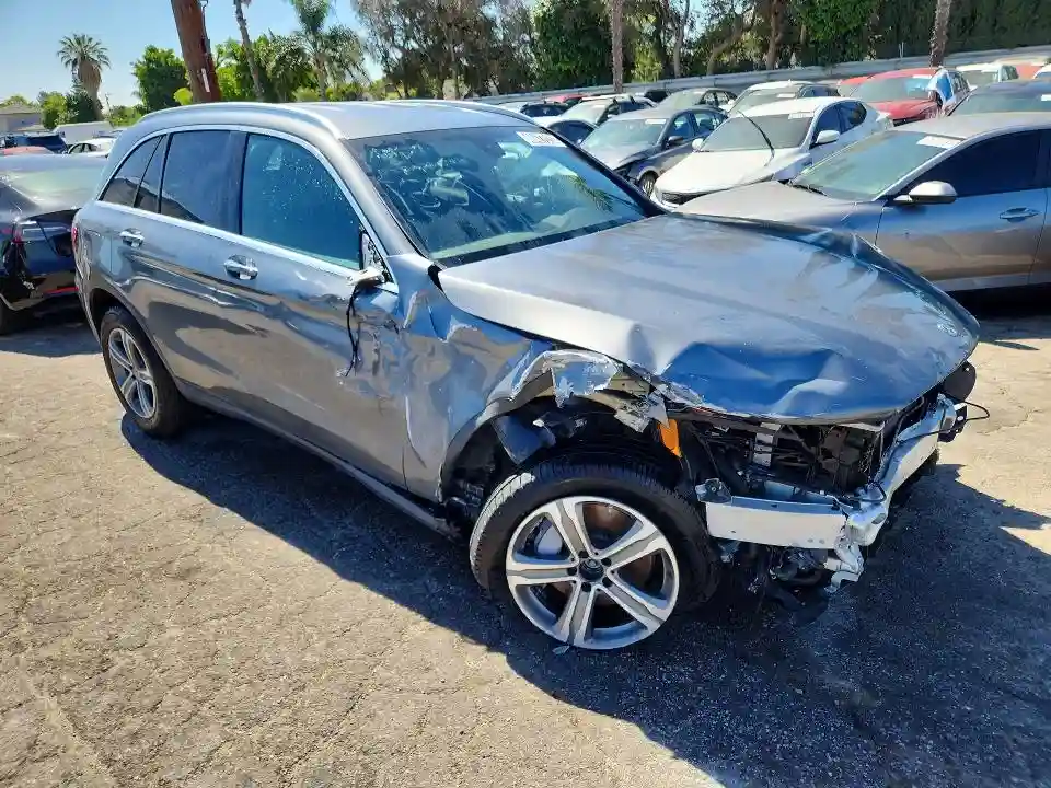 WDC0G4KB1JV092929 2018 MERCEDES-BENZ GLC-CLASS-3