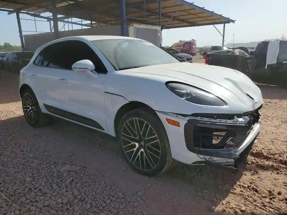 WP1AG2A59NLB20647 2022 PORSCHE MACAN-3