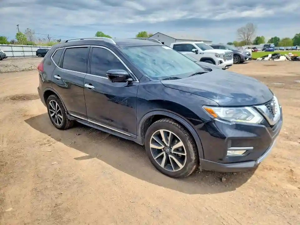 5N1AT2MV7KC807660 2019 NISSAN ROGUE-3