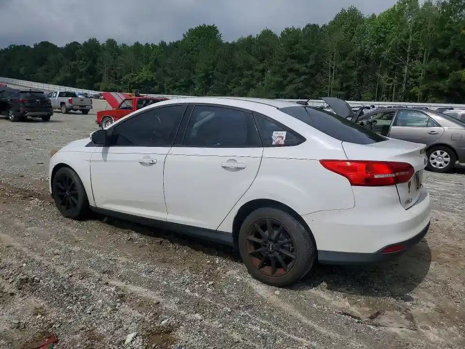 1FADP3F28HL256247 2017 FORD FOCUS-1