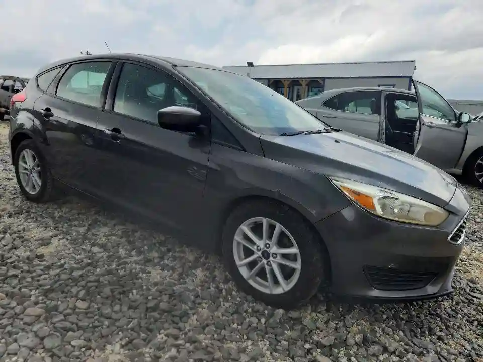 1FADP3K28JL259919 2018 FORD FOCUS-3