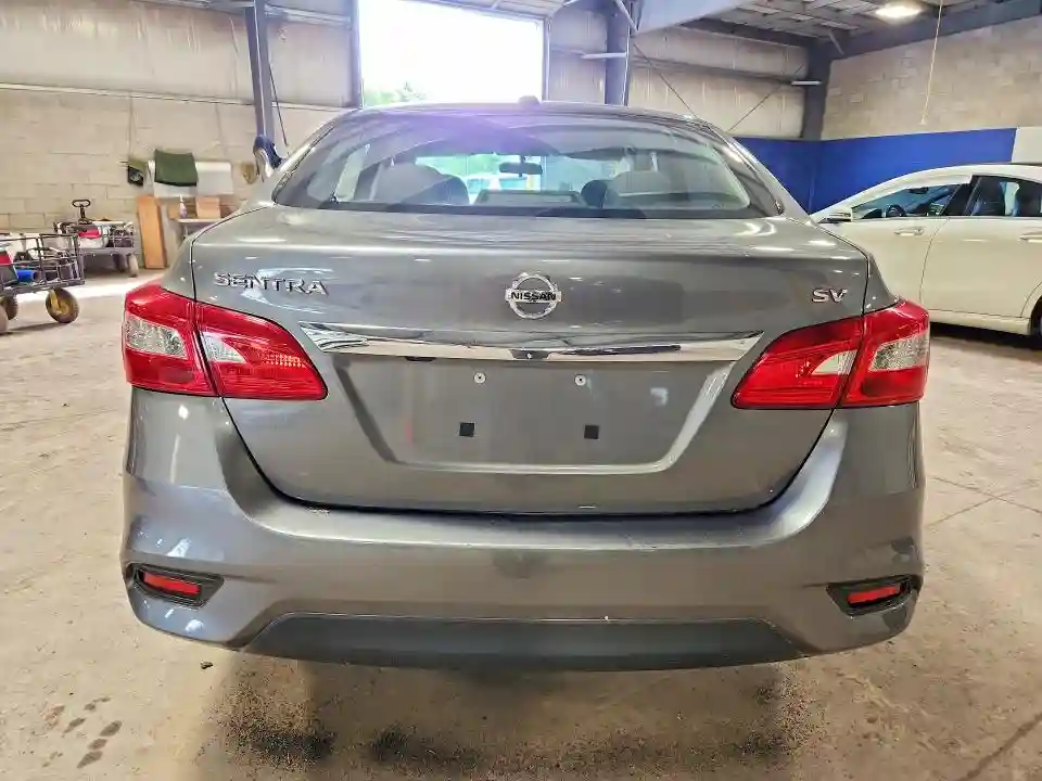 3N1AB7AP9JY266971 2018 NISSAN SENTRA-5