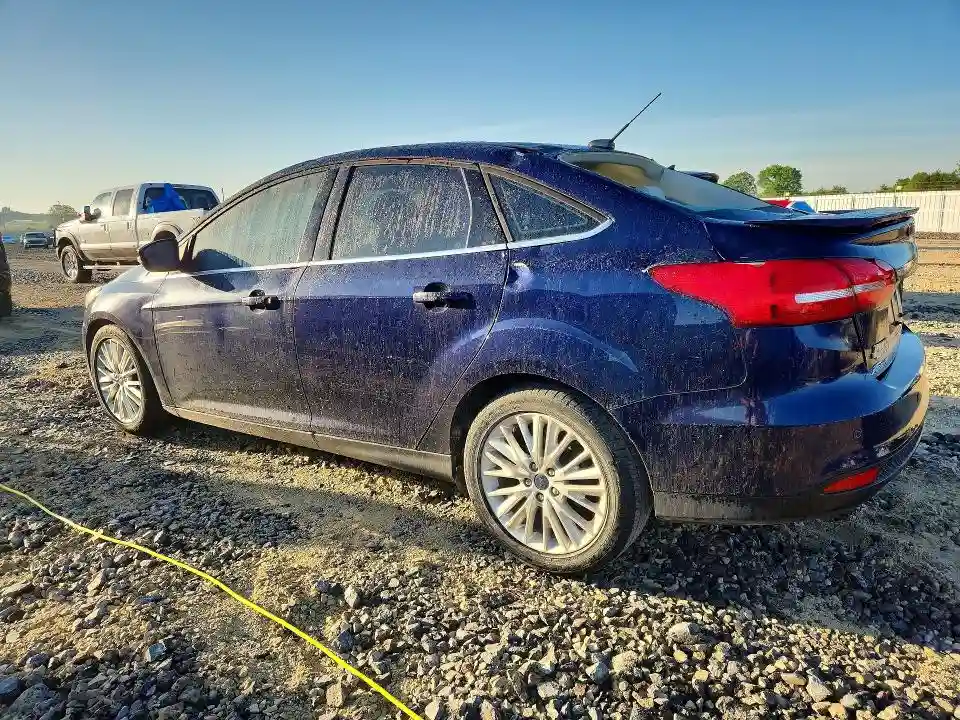1FADP3J27HL268557 2017 FORD FOCUS-1