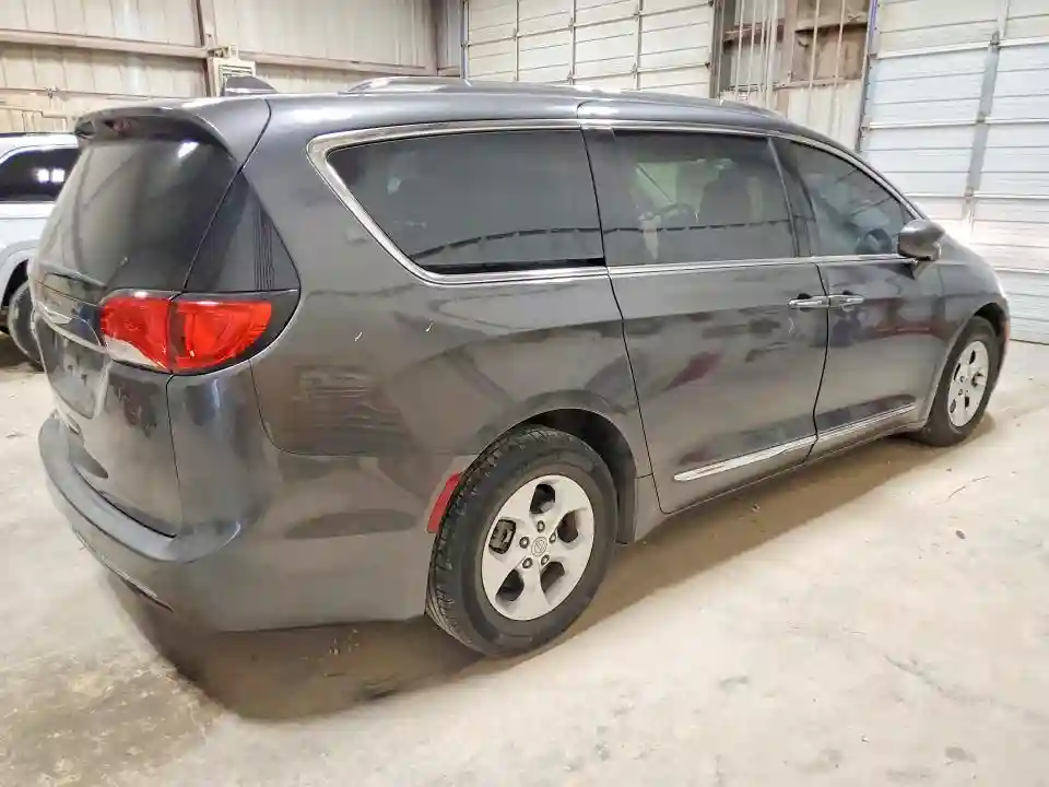 2C4RC1EG7HR770126 2017 CHRYSLER PACIFICA-2