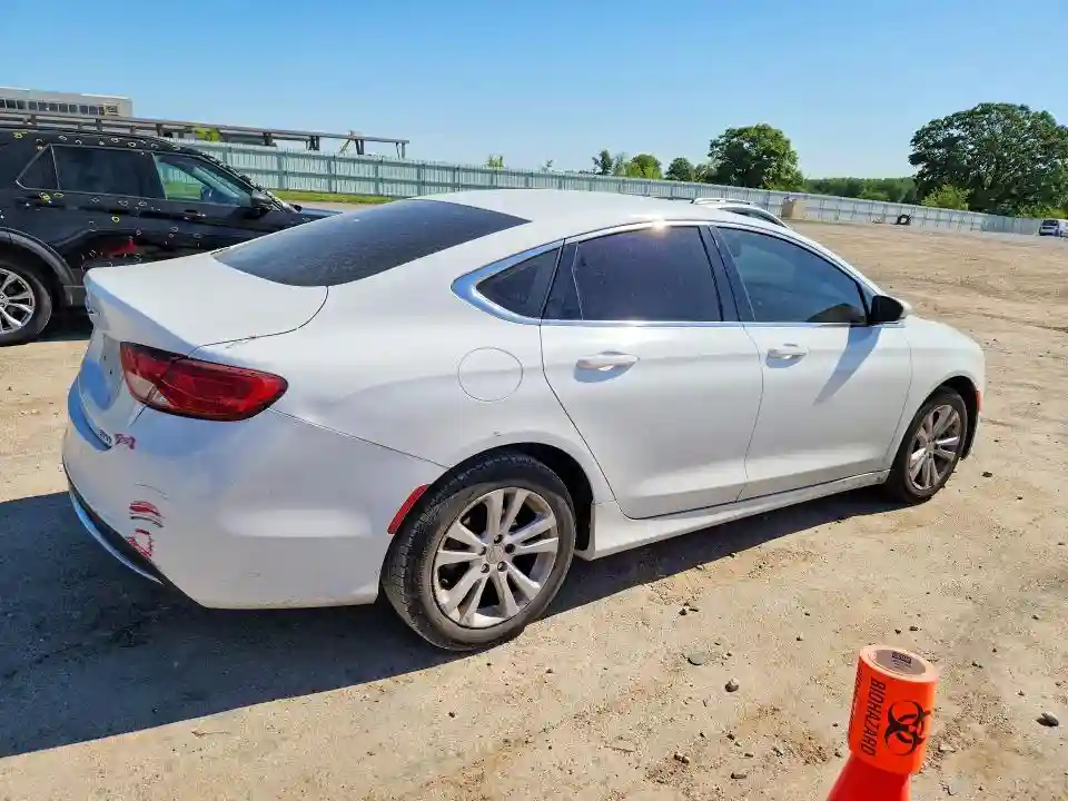 1C3CCCAB2GN167824 2016 CHRYSLER 200-2