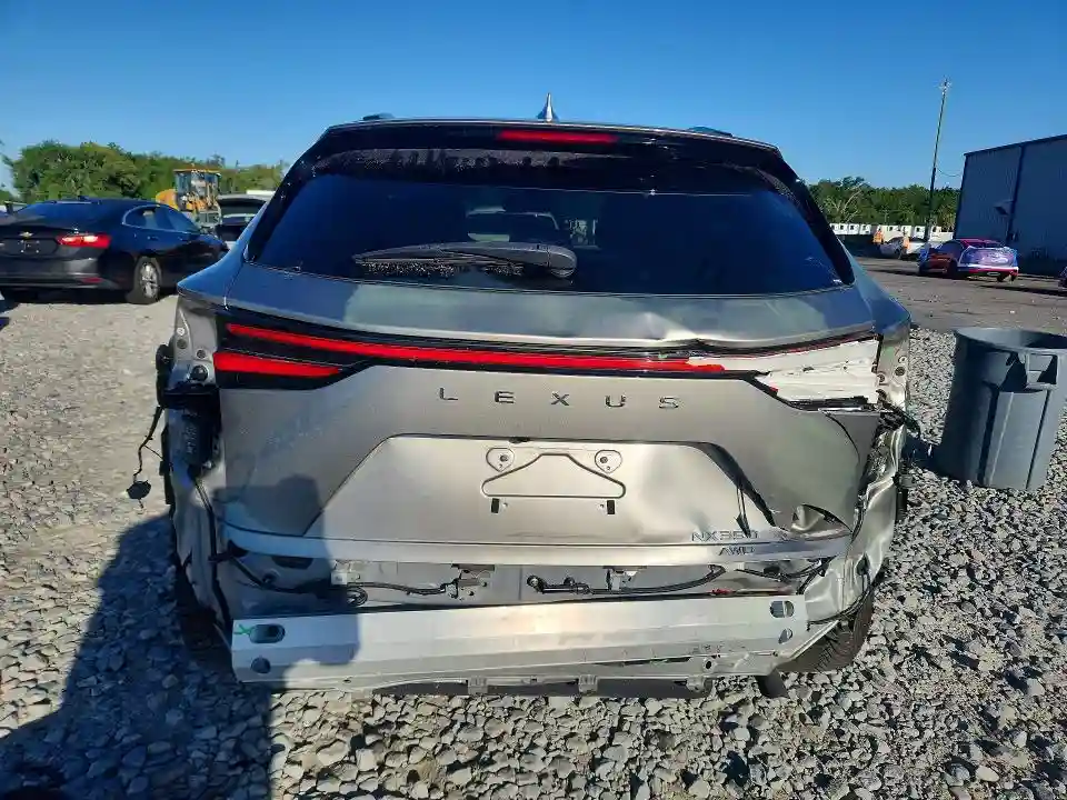 2T2KGCEZ4NC005112 2022 LEXUS NX-5
