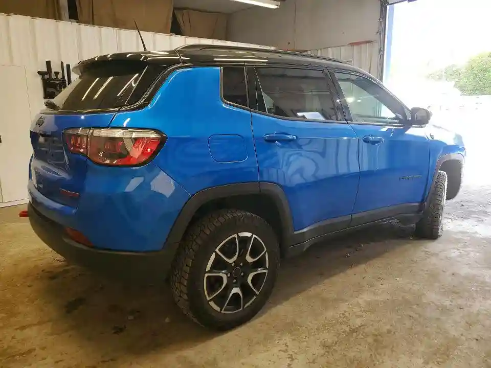 3C4NJDDN2ST507360 2025 JEEP COMPASS-2