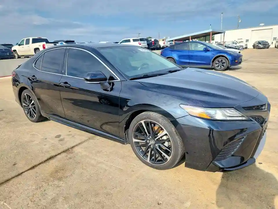 4T1B61HK0KU811176 2019 TOYOTA CAMRY-3