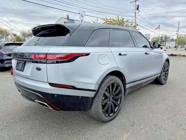 SALYM2RV0JA706519 2018 LAND ROVER RANGEROVER-3