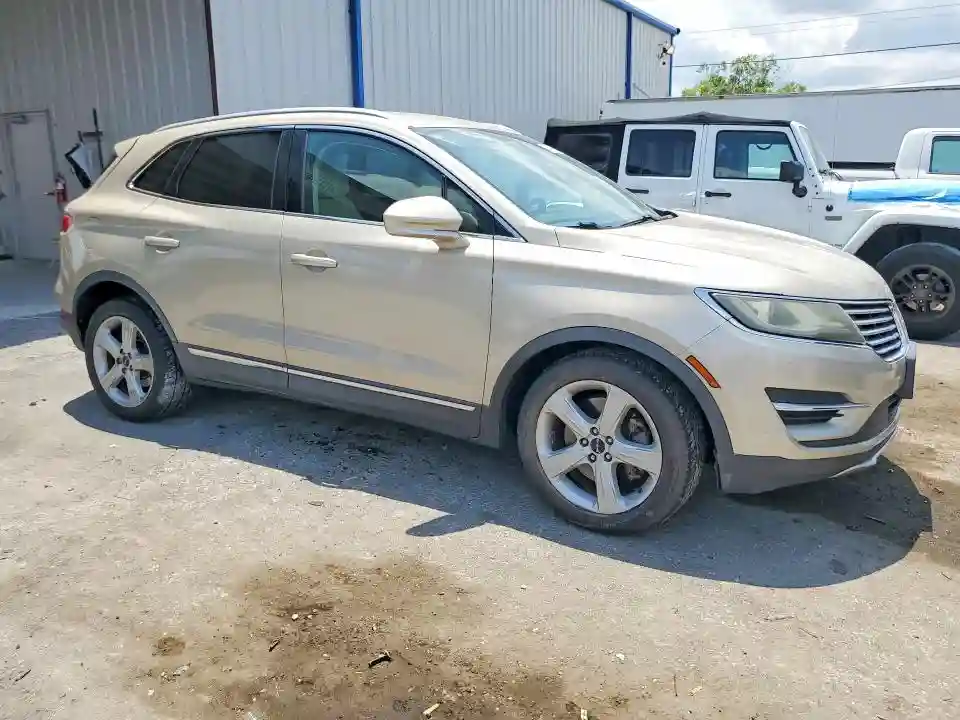 5LMCJ1C91HUL09595 2017 LINCOLN MKC-3