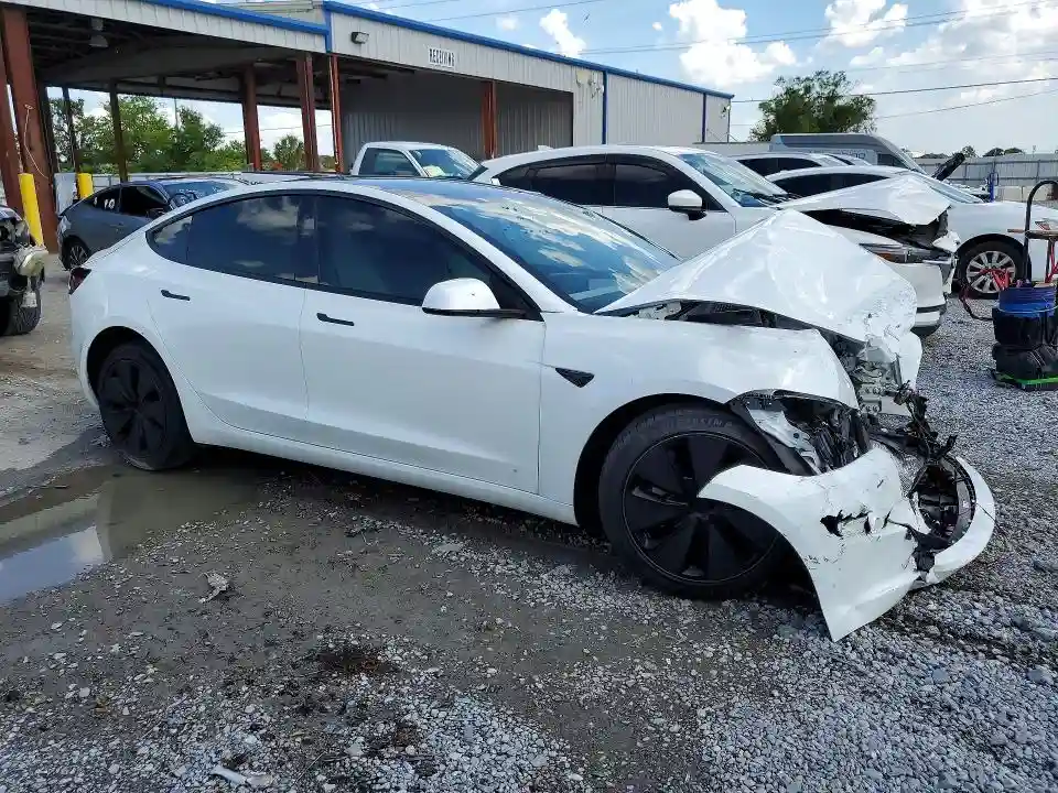 5YJ3E1EA3SF887135 2025 TESLA MODEL 3-3