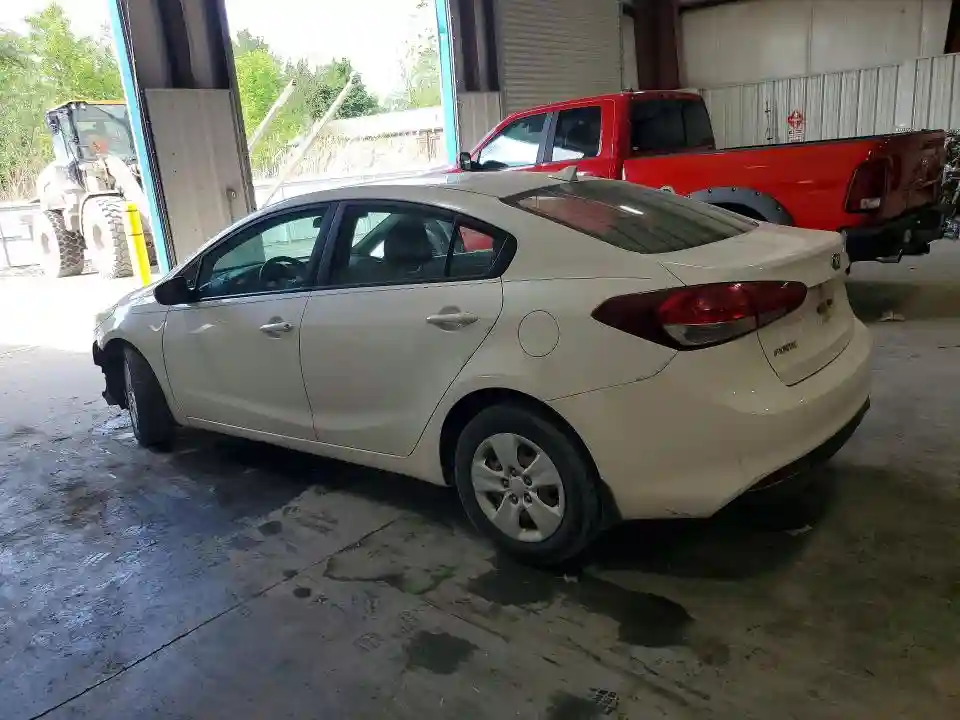3KPFL4A70HE058603 2017 KIA FORTE-1