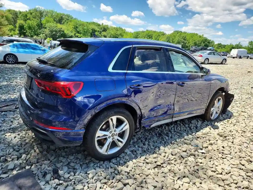 WA1DECF31R1159312 2024 AUDI Q3-2