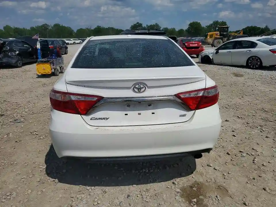 4T1BF1FKXFU099963 2015 TOYOTA CAMRY-5