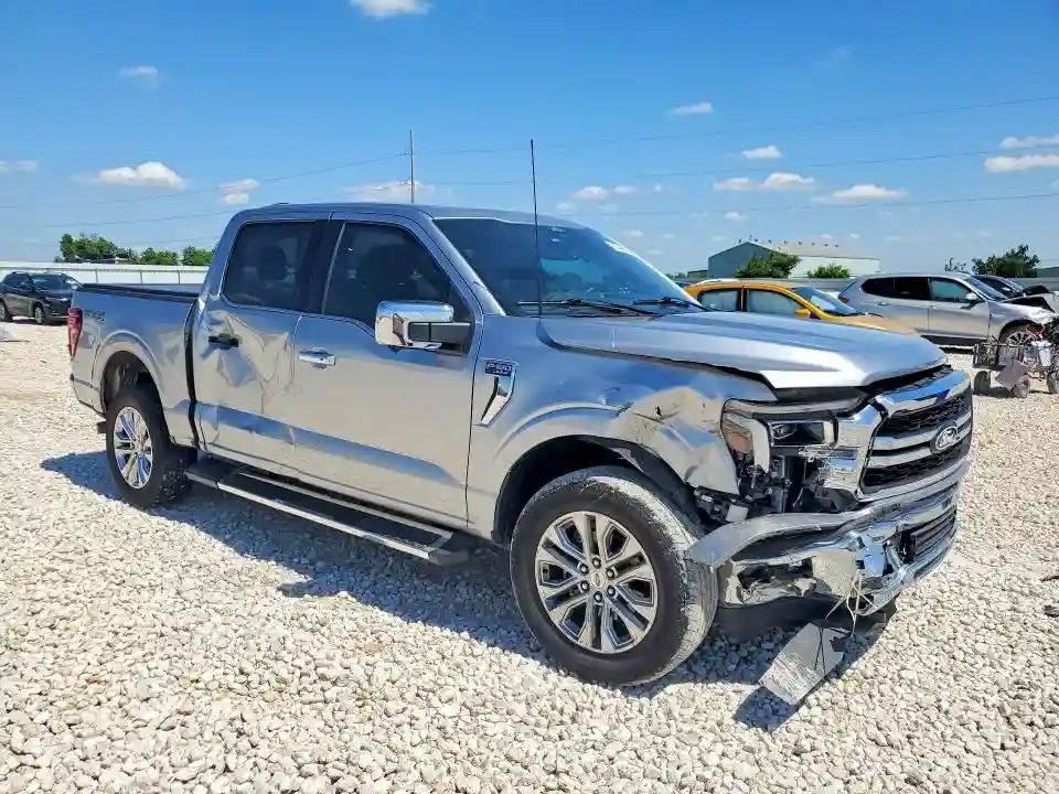 1FTFW5L50SFB08096 2025 FORD F150 LARIA-3