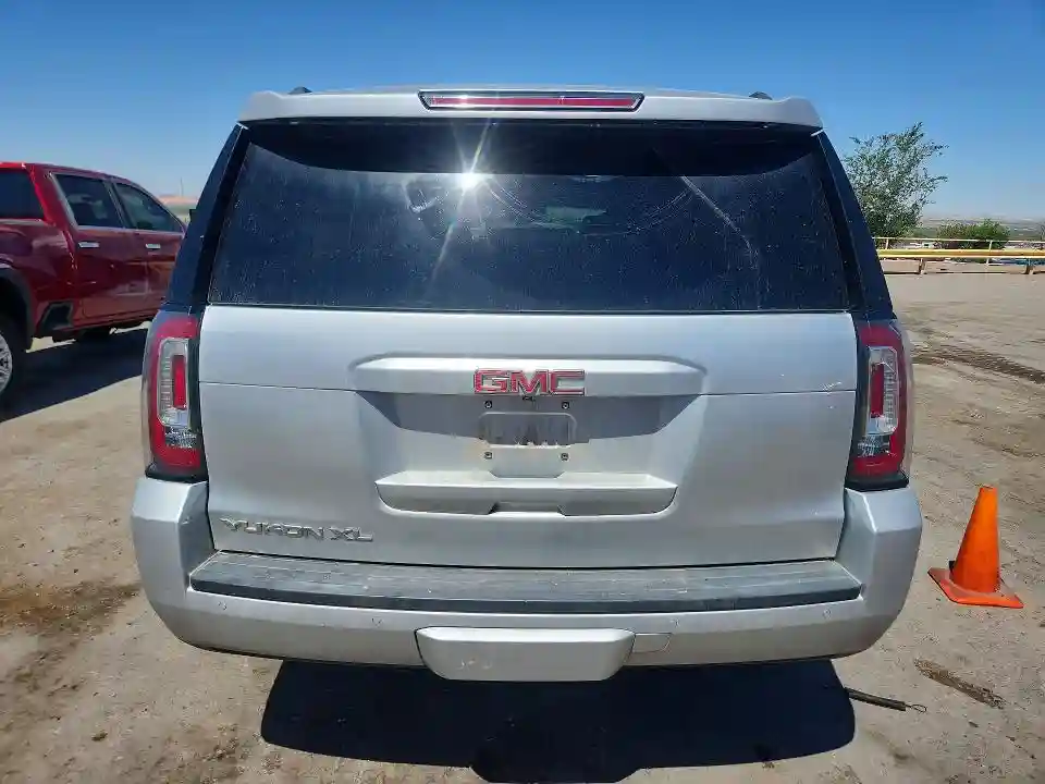 1GKS2GKC6HR161192 2017 GMC YUKON-5