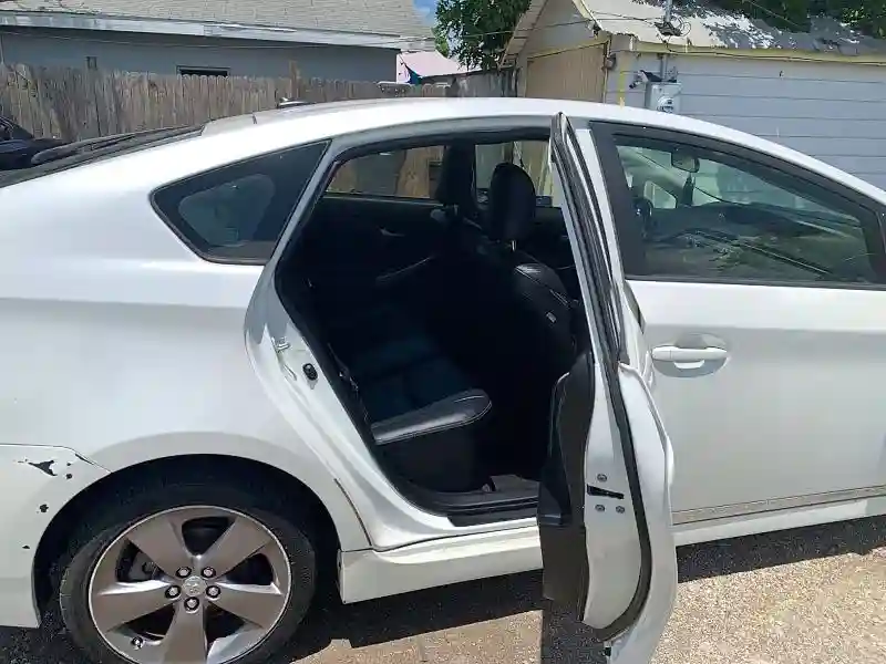 JTDKN3DU6F0426941 2015 TOYOTA PRIUS-5