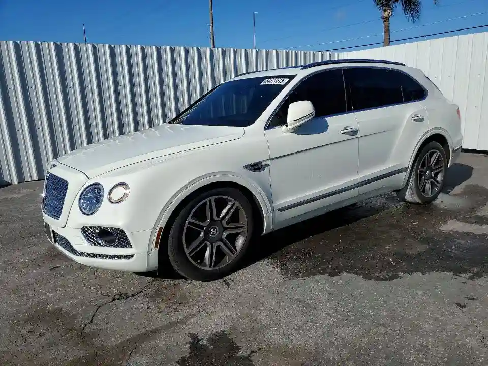 SJAAC4ZV0JC019215 2018 BENTLEY ALL MODELS-0