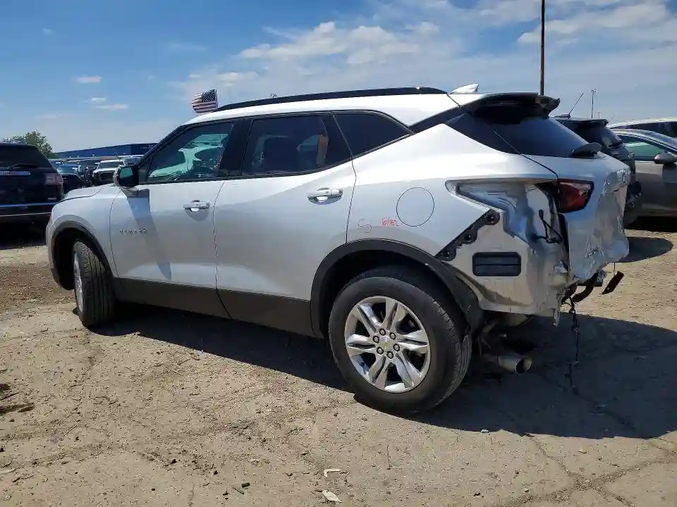 3GNKBBRA4MS527605 2021 CHEVROLET BLAZER-1