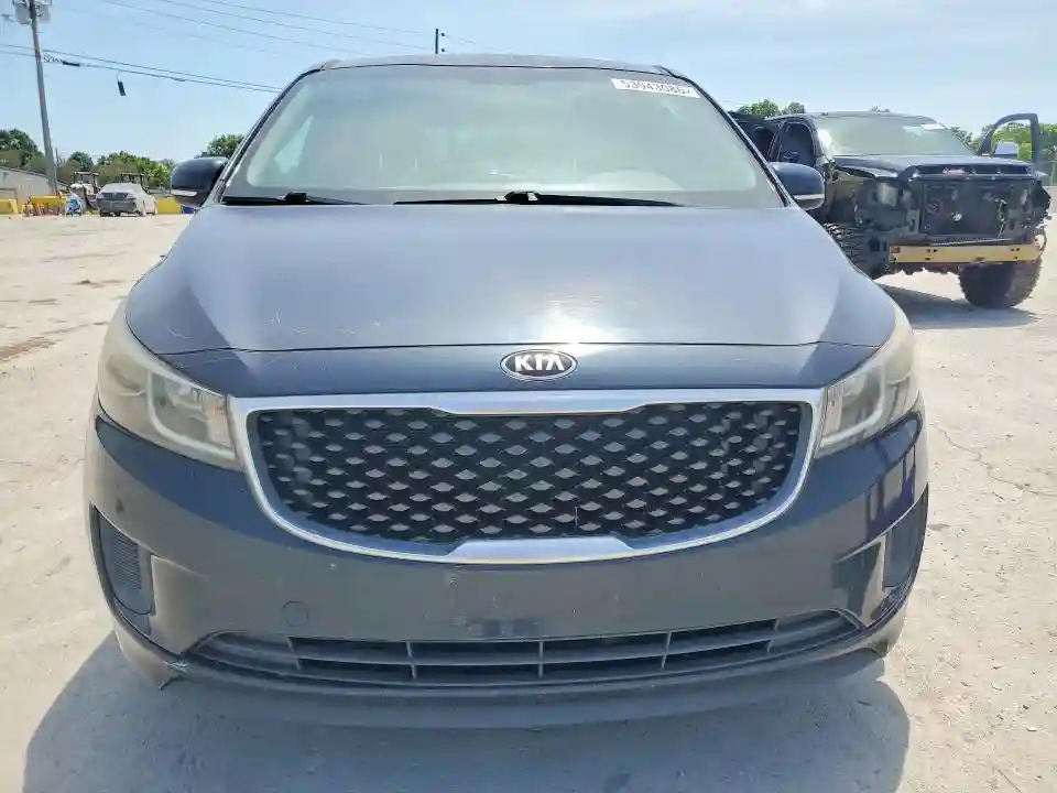 KNDMB5C11G6105666 2016 KIA SEDONA-4