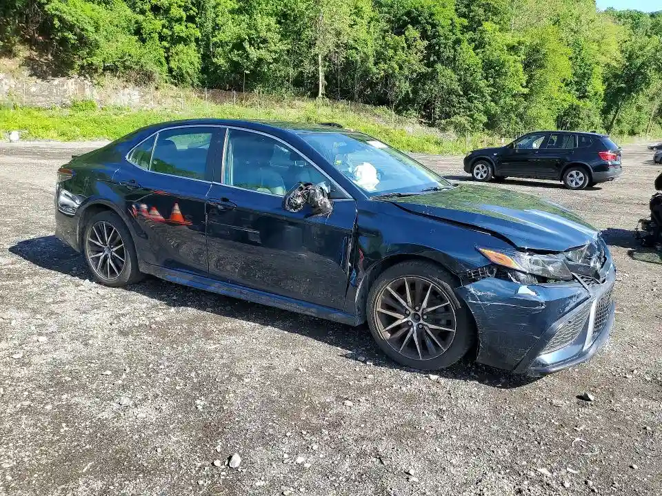 4T1G11AK3MU601382 2021 TOYOTA CAMRY-3