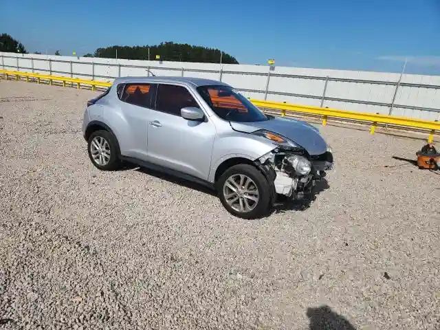 JN8AF5MR8HT704664 2017 NISSAN JUKE-3