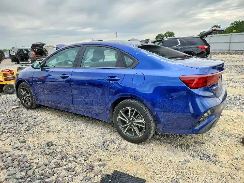 3KPF24AD3PE651766 2023 KIA FORTE-1