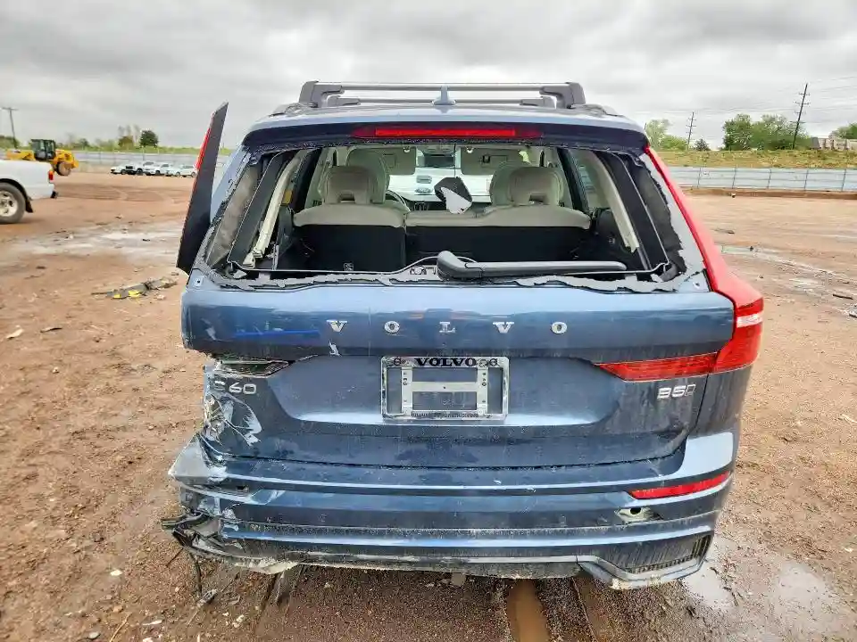 YV4M12RJ7S1097827 2025 VOLVO XC60-5