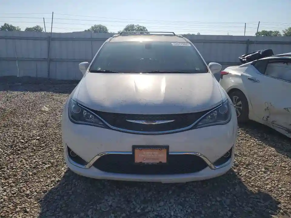 2C4RC1BG6JR332899 2018 CHRYSLER PACIFICA-4