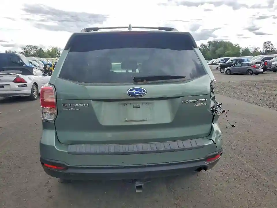 JF2SJAEC0HH510930 2017 SUBARU FORESTER-5