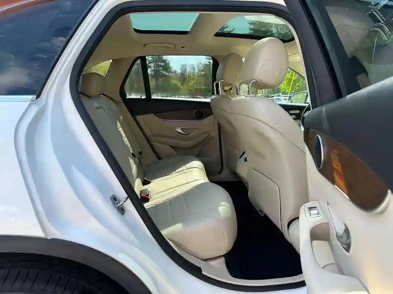W1N0G8EB7NV348059 2022 MERCEDES-BENZ GLC-CLASS-4