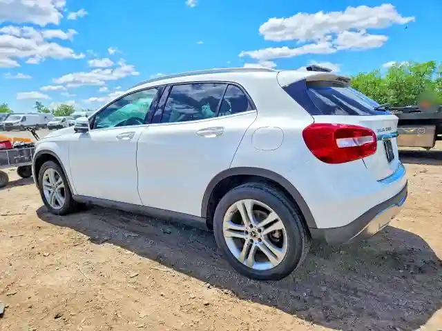 WDCTG4GB1KJ602419 2019 MERCEDES-BENZ GLA-CLASS-1