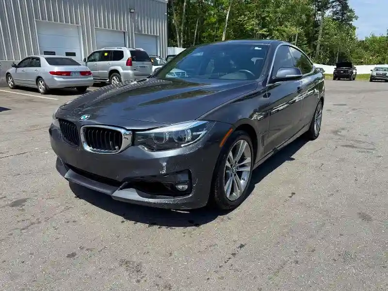 WBA8Z9C51JB220190 2018 BMW 3 SERIES-0