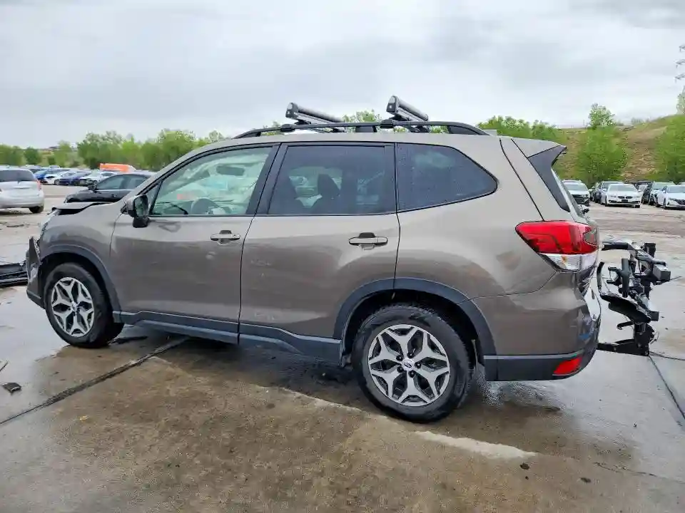 JF2SKAFC6MH459777 2021 SUBARU FORESTER-1