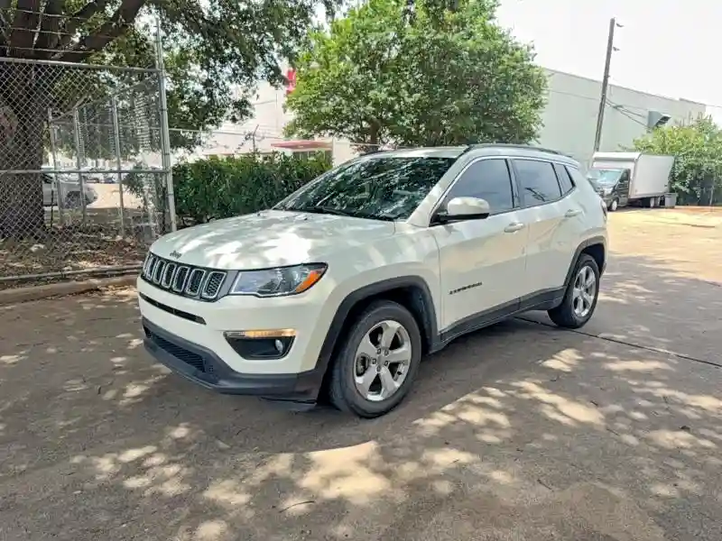 3C4NJCBB5MT559975 2021 JEEP COMPASS-1