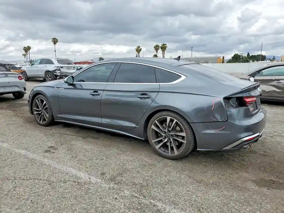 WAUA4CF56NA028154 2022 AUDI S5/RS5-1