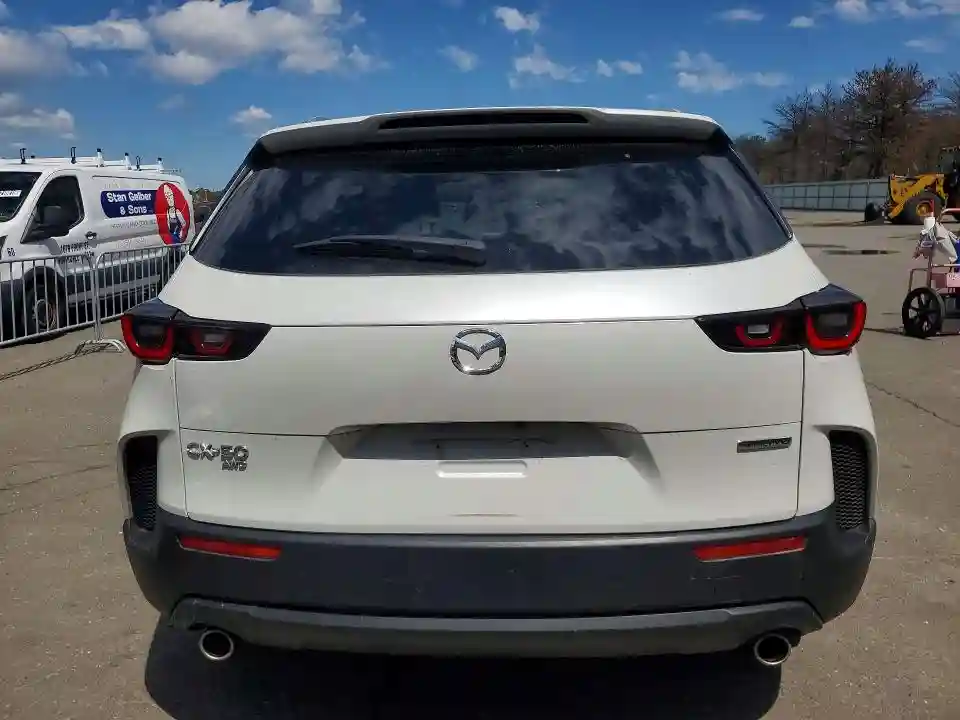 7MMVABBM8SN305654 2025 MAZDA CX-50-5