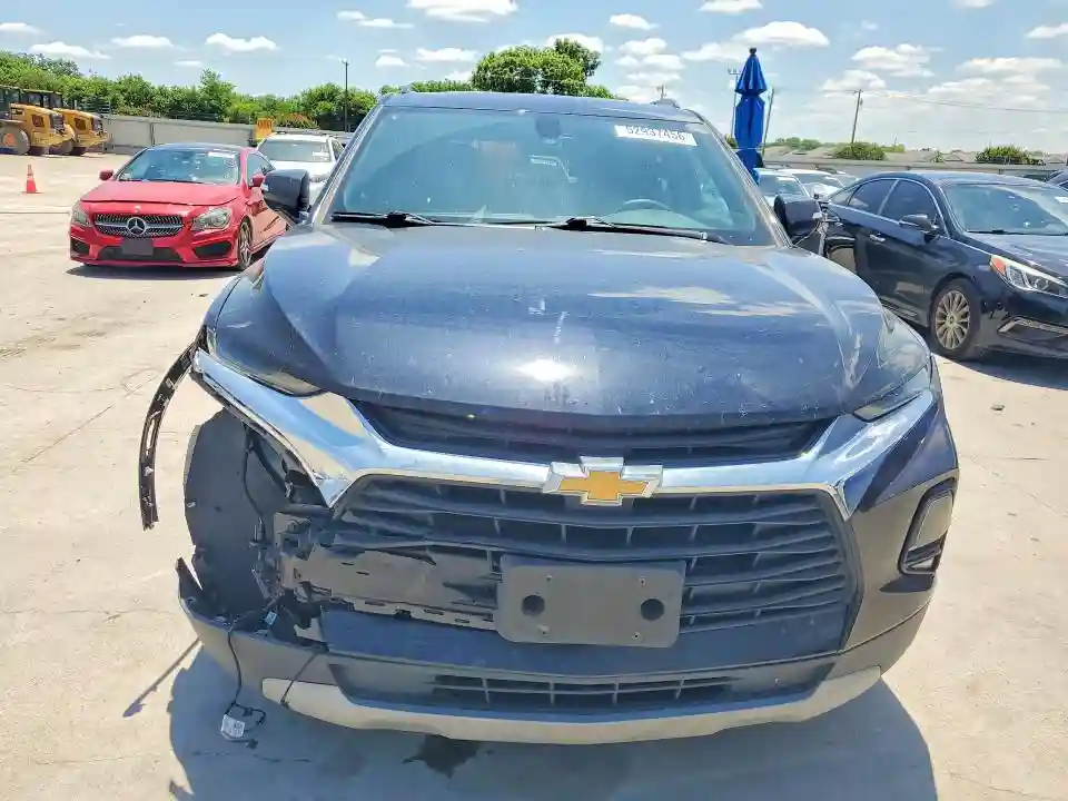 3GNKBBRAXMS540620 2021 CHEVROLET BLAZER-4