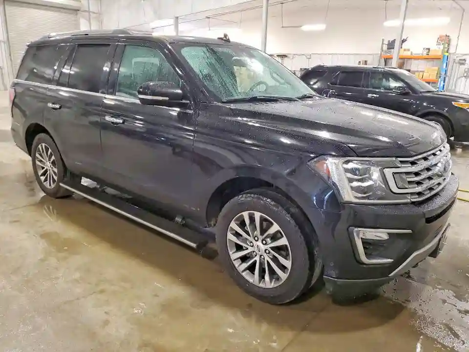1FMJU2ATXJEA18048 2018 FORD EXPEDITION-3