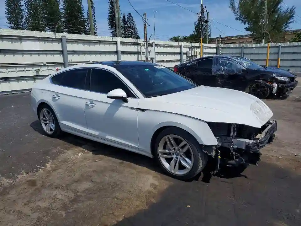 WAUBNCF5XKA006719 2019 AUDI A5-3