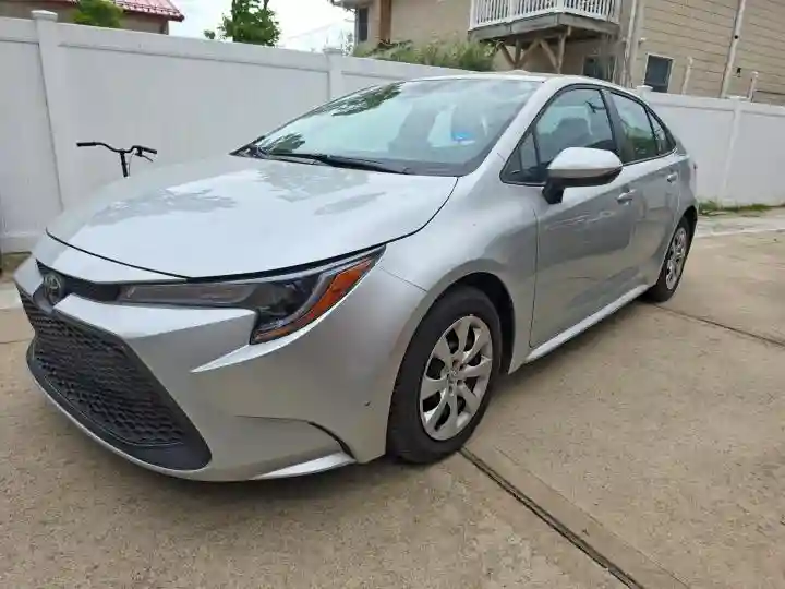 5YFB4MDE8SP287462 2025 TOYOTA COROLLA-1