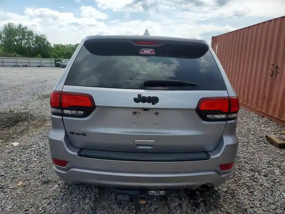 1C4RJFAG1JC204079 2018 JEEP CHEROKEE-5