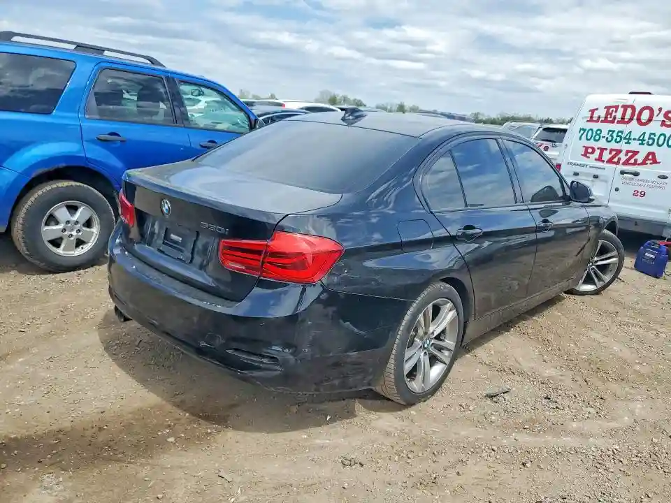 WBA8B9G54JNU96666 2018 BMW 3 SERIES-2