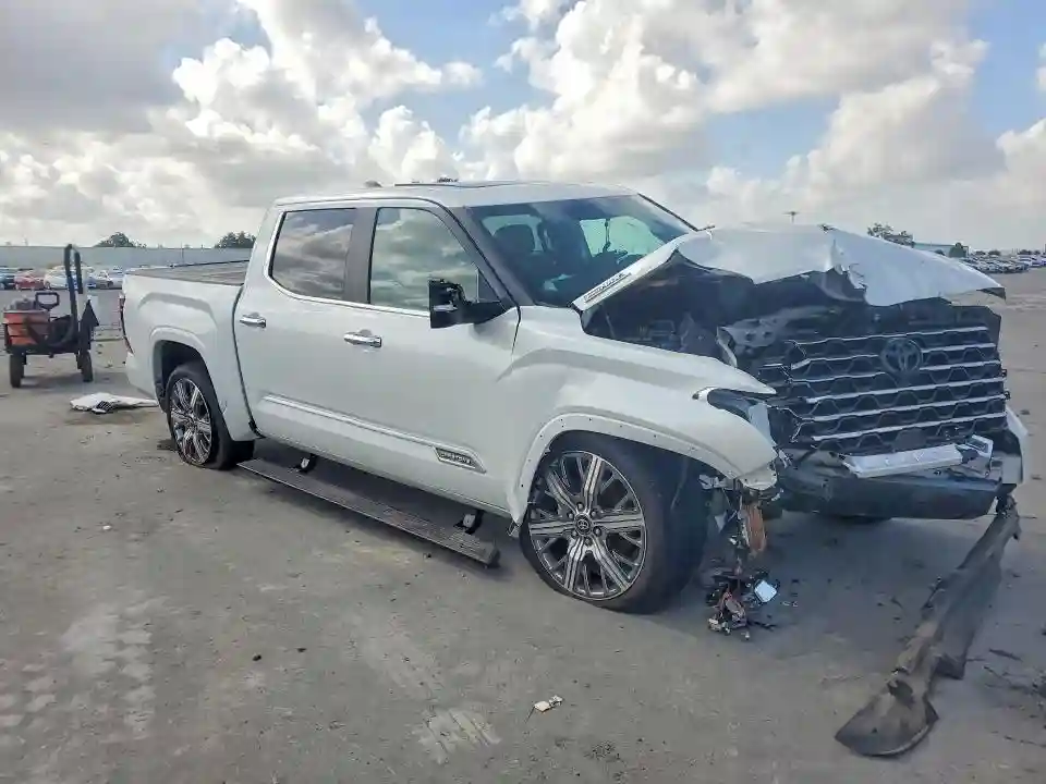 5TFVC5DB9TX129503 2026 TOYOTA TUNDRA-3
