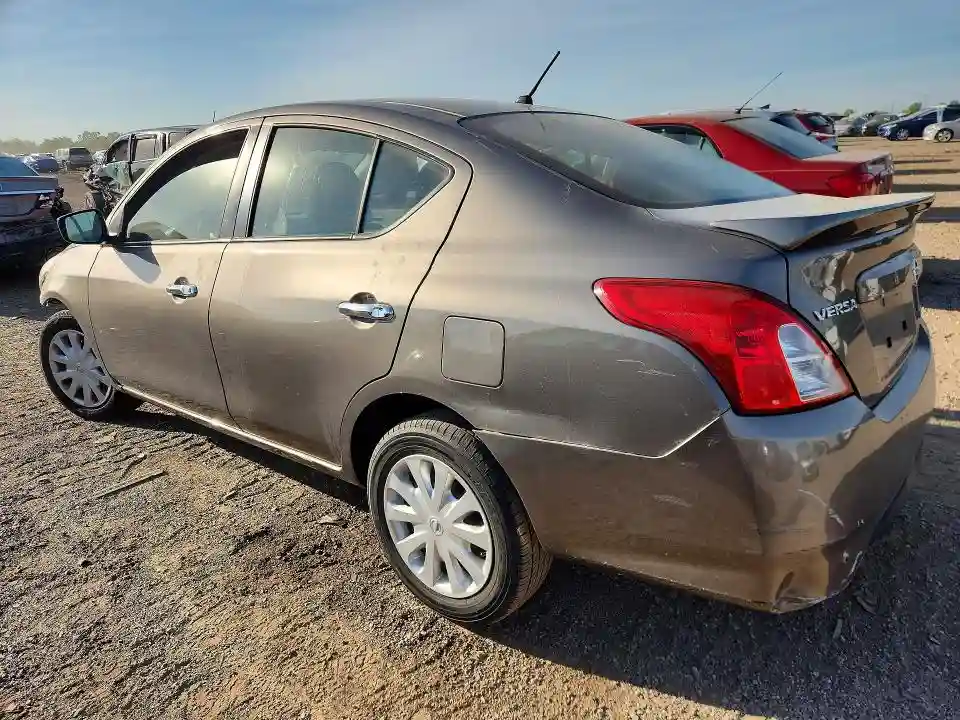 3N1CN7AP9FL859265 2015 NISSAN VERSA-1