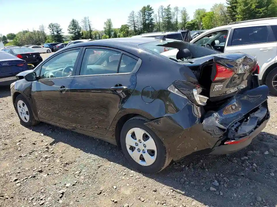 3KPFL4A78JE280666 2018 KIA FORTE-1