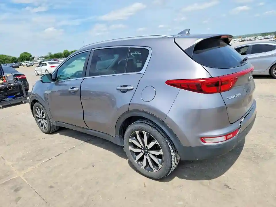 KNDPN3AC6J7413026 2018 KIA SPORTAGE-1