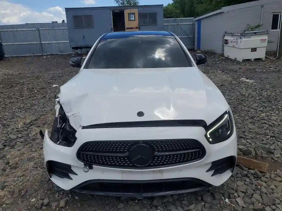W1KZF8EB9MA920925 2021 MERCEDES-BENZ E-CLASS-4